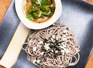 バジル・パクチー大量消費、簡単冷やし辛麺-レシピのメイン写真