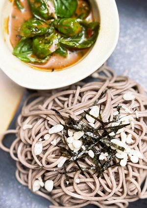 バジル・パクチー大量消費、簡単冷やし辛麺-レシピのメイン写真