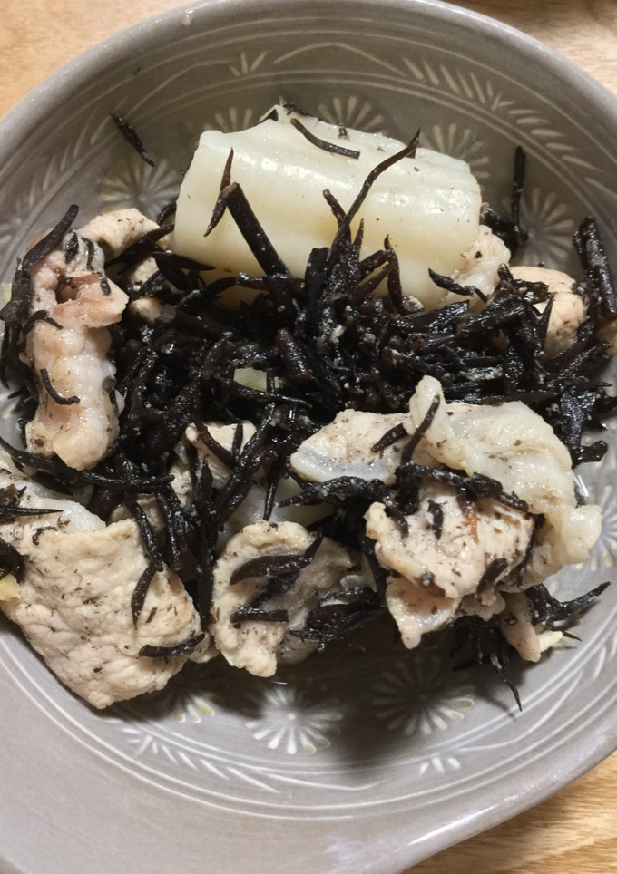 ちくわぶとひじきと豚肉の煮物-レシピのメイン写真