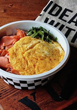 10分弁当★重ねて簡単！塩鮭玉子弁当-レシピのメイン写真