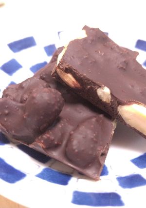 【メモ】ミックスナッツチョコ-レシピのメイン写真