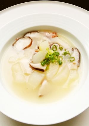 モウイ(赤瓜)の中華風スープ-レシピのメイン写真