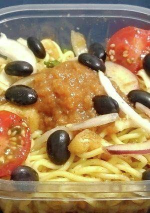 “冷たい麻婆麺”玉葱スライスプチトマ黒豆-レシピのメイン写真