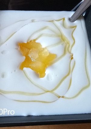 手作りカスピ海ヨーグルト蜂蜜林檎のせ-レシピのメイン写真