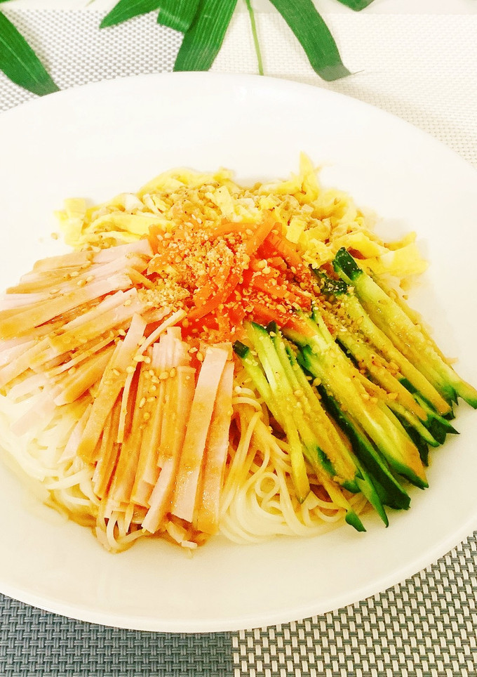 冷やし中華風ごまだれそうめん-レシピのメイン写真