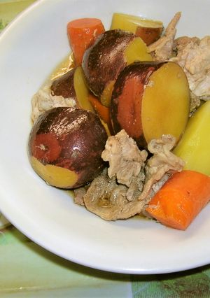 豚小間肉で、肉じゃが。-レシピのメイン写真
