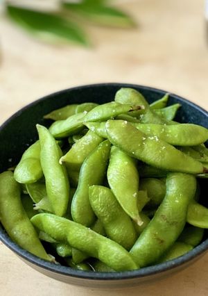 うまみと甘さ倍増！茹でない枝豆-レシピのメイン写真