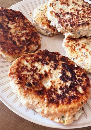 簡単！ヘルシー♪ダイエットに！鶏胸肉ハンバーグ-レシピのメイン写真
