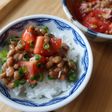 アミエビの塩辛とトマトの納豆和え
