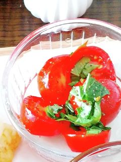 切って和えるだけ!プチトマトのマリネ-レシピのメイン写真