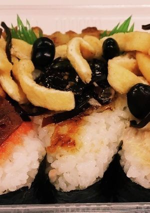 おにぎり弁当&黒豆薄揚/お野菜昆布煮合盛-レシピのメイン写真