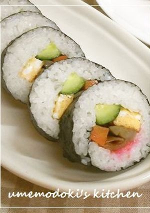 彩りの良い、素朴な太巻き寿司　恵方巻き-レシピのメイン写真