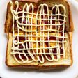 ベーコン卵チーズトースト