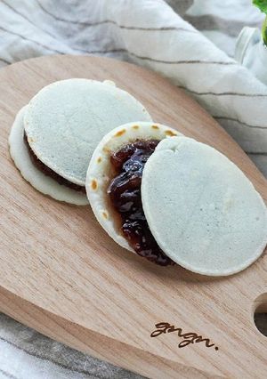 簡単モチモチ!米粉で作る白いどら焼き-レシピのメイン写真