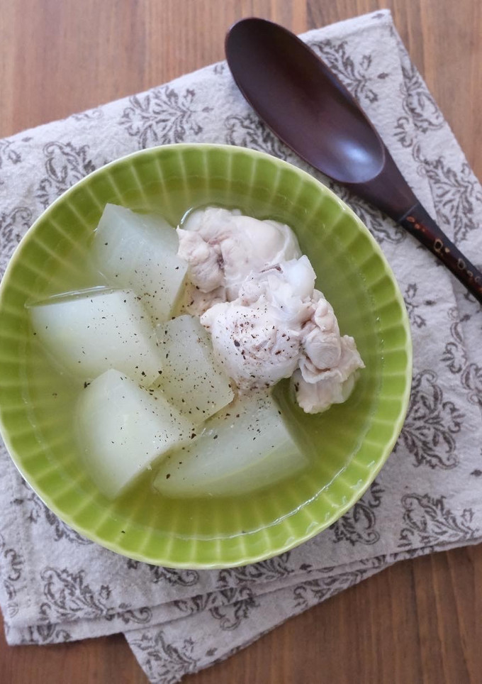【利水の薬膳】冬瓜と鶏手羽のだし煮-レシピのメイン写真