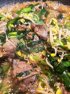 夏にスタミナ!簡単焼肉ダレでレバニラ炒め-レシピのメイン写真