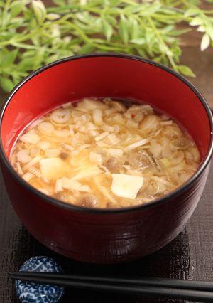 ピリ辛が最高！豆腐の生姜味噌汁-レシピのメイン写真