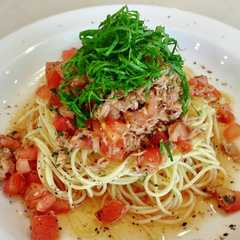 รูปของ 和えるだけ！トマトとツナの冷製パスタ