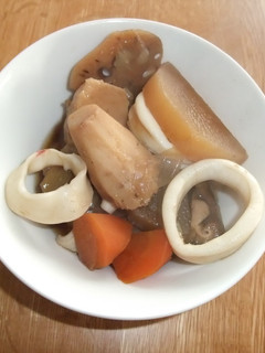 豪快煮物 イカ入り炊き合わせ-レシピのメイン写真