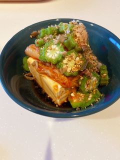 ピリ辛が最高!オクラとキムチの冷奴-レシピのメイン写真