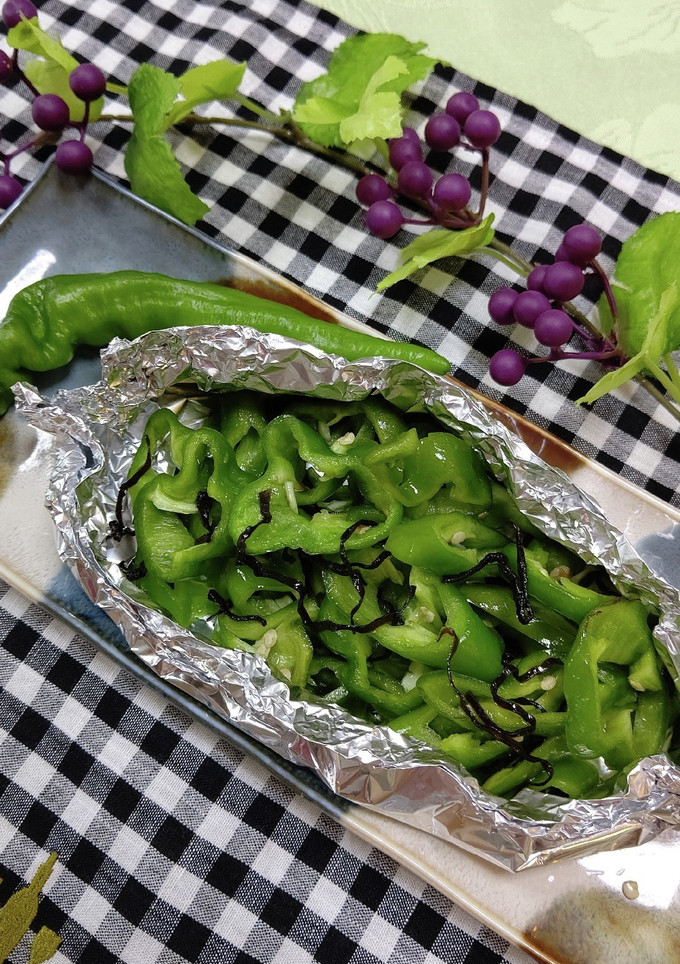 簡単万願寺甘とうの塩昆布ホイル焼き-レシピのメイン写真