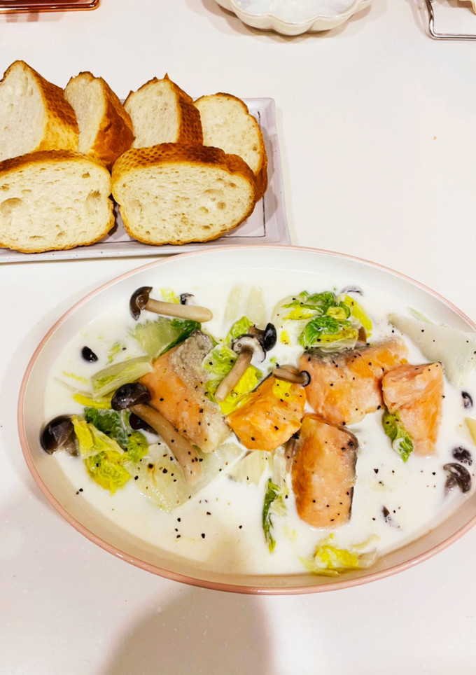 白菜と鮭のクリーム煮-レシピのメイン写真