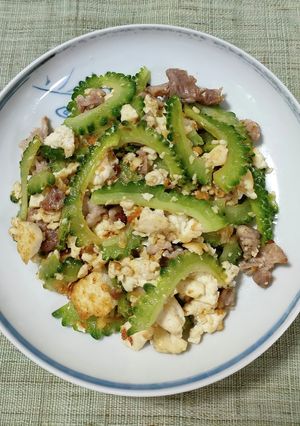 ゴーヤと豚肉の炒め物-レシピのメイン写真