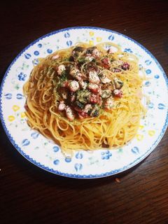 タコとマッシュルームのガーリックパスタ-レシピのメイン写真