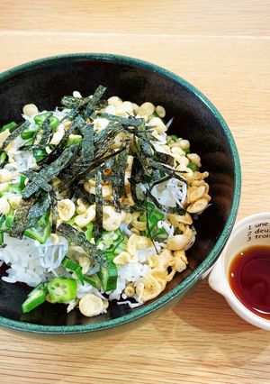 揚げ玉サクサク♪しらすオクラ丼-レシピのメイン写真