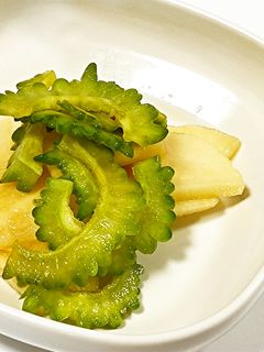 苦みが軽減!ゴーヤと大根の甘酢漬け-レシピのメイン写真