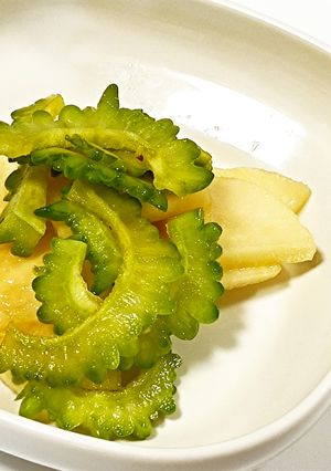 苦みが軽減!ゴーヤと大根の甘酢漬け-レシピのメイン写真