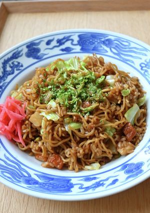 ソースと醤油のそばめし-レシピのメイン写真