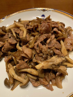 きのこと豚肉のニンニク炒め-レシピのメイン写真