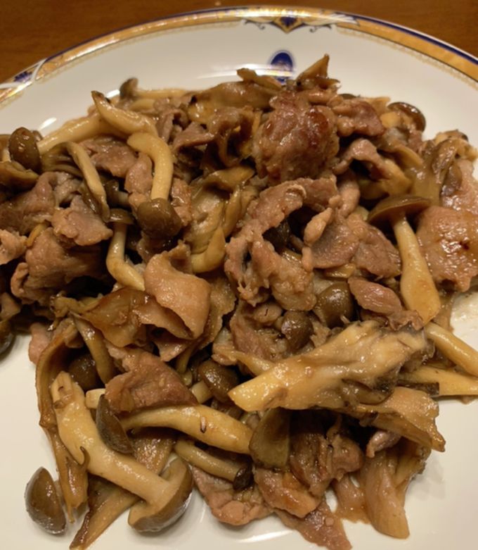 きのこと豚肉のニンニク炒め-レシピのメイン写真