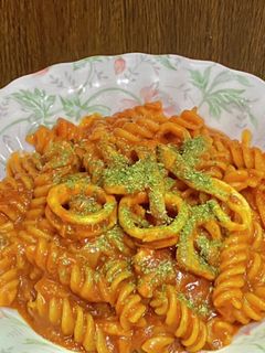 簡単・鍋一つでスルメイカのトマトパスタ-レシピのメイン写真
