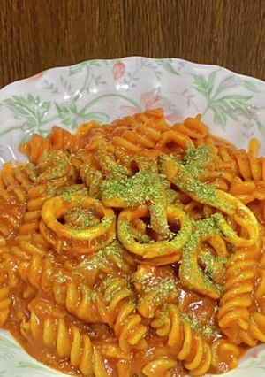 簡単・鍋一つでスルメイカのトマトパスタ-レシピのメイン写真