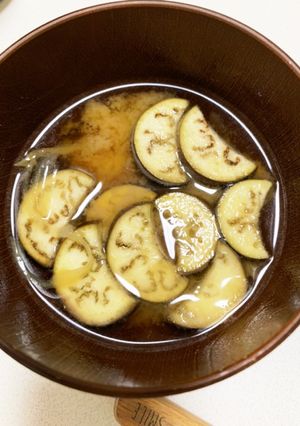暑い夏でもサラリ☆なすとミョウガの味噌汁-レシピのメイン写真