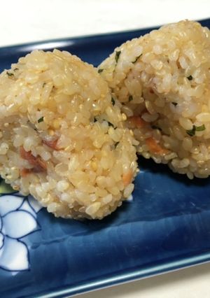 玄米の梅しそおにぎり-レシピのメイン写真