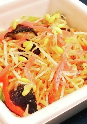 “カップ焼そば” なす/豆もやし/紅生姜-レシピのメイン写真