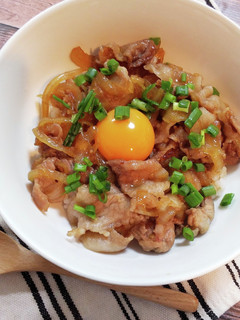 簡単パンチのある豚丼-レシピのメイン写真