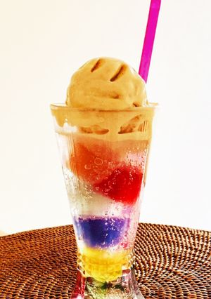 カラフルハーブ氷のクリームソーダ♪-レシピのメイン写真