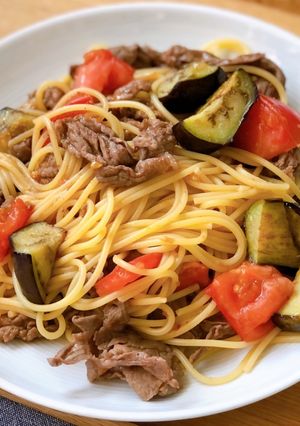 牛肉・なす・トマトのパスタ-レシピのメイン写真
