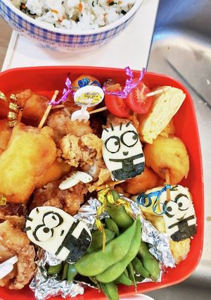 夏のプールのミニオンズ弁当-レシピのメイン写真