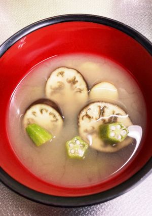 オクラと茄子の味噌汁-レシピのメイン写真