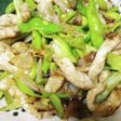 とんかつ肉で青椒肉絲