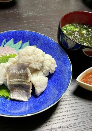 鱧の湯引き梅肉ソースと　お澄まし-レシピのメイン写真