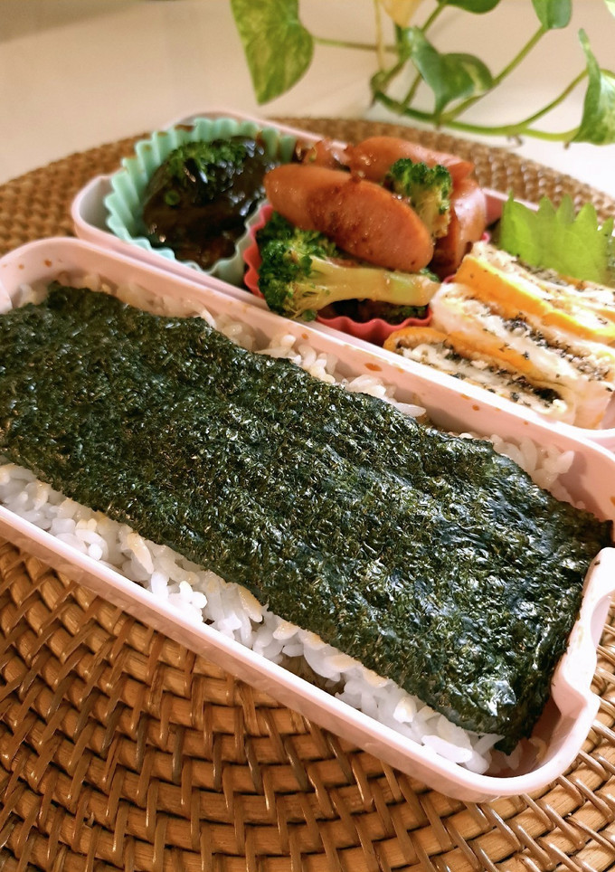 醤油染々～☆しらすおかかの二段のり弁♪-レシピのメイン写真