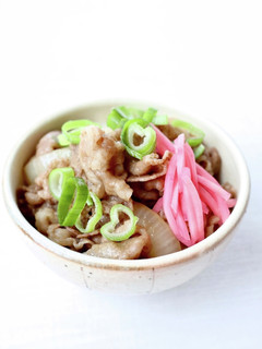 シーズニングソースで旨味を【コク旨牛丼】-レシピのメイン写真