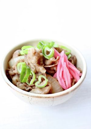 シーズニングソースで旨味を【コク旨牛丼】-レシピのメイン写真