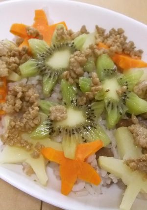 キウイじゃが芋人参の花形♡混ぜご飯-レシピのメイン写真